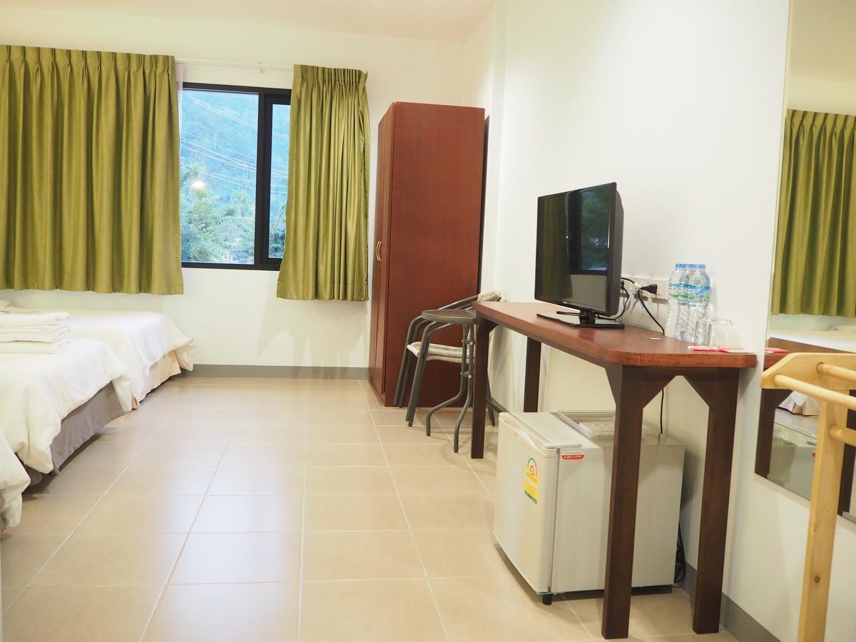 Wandee Bed & Breakfast Khao Lak Eksteriør billede