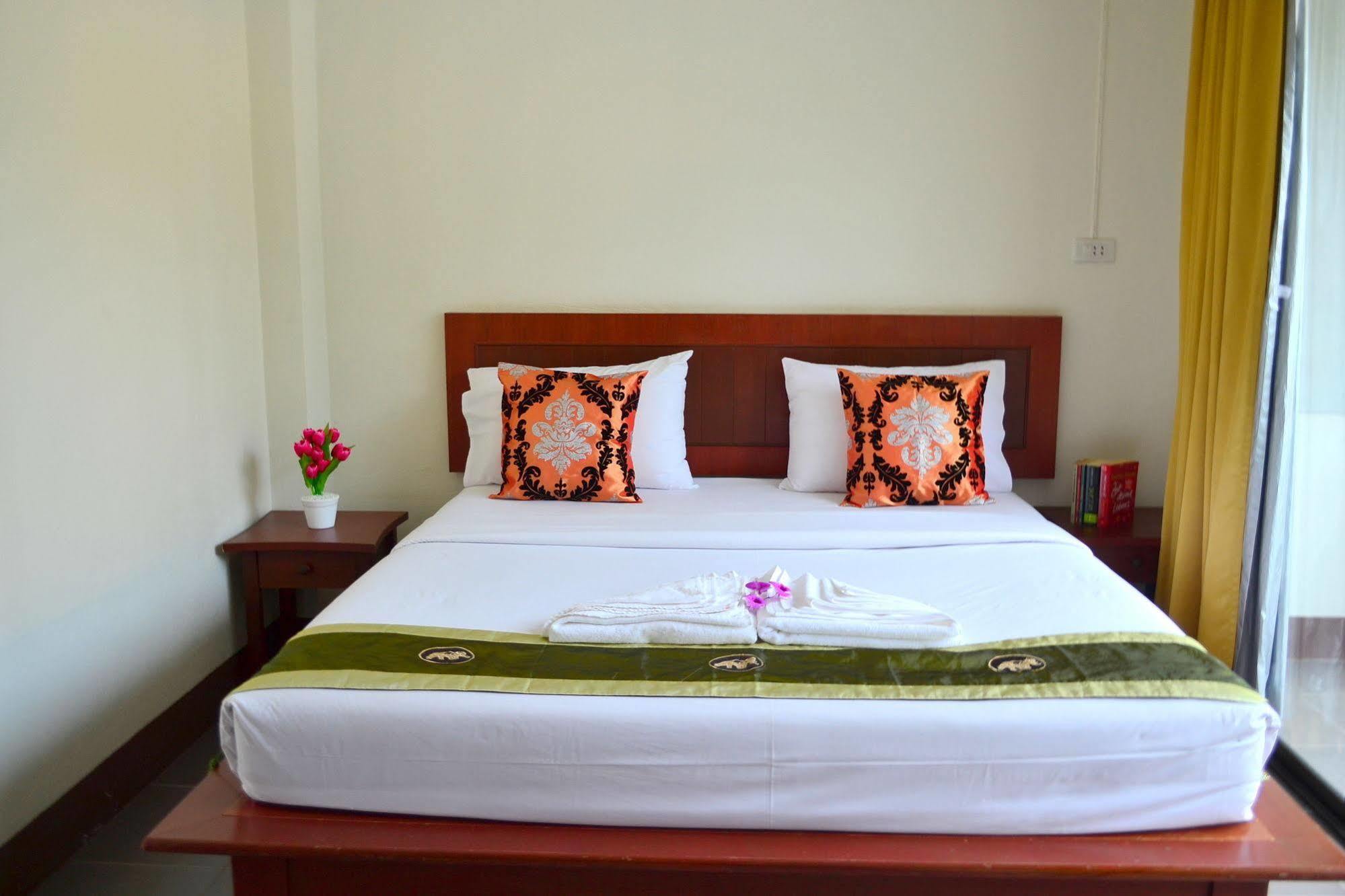 Wandee Bed & Breakfast Khao Lak Eksteriør billede