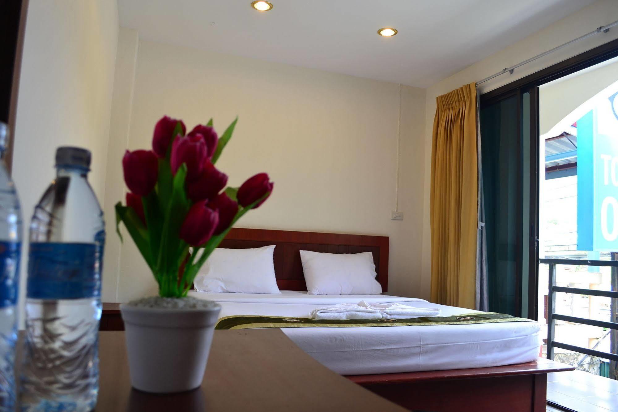 Wandee Bed & Breakfast Khao Lak Eksteriør billede