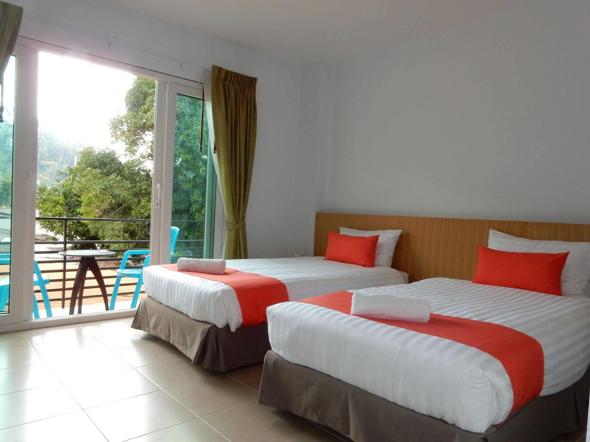 Wandee Bed & Breakfast Khao Lak Eksteriør billede