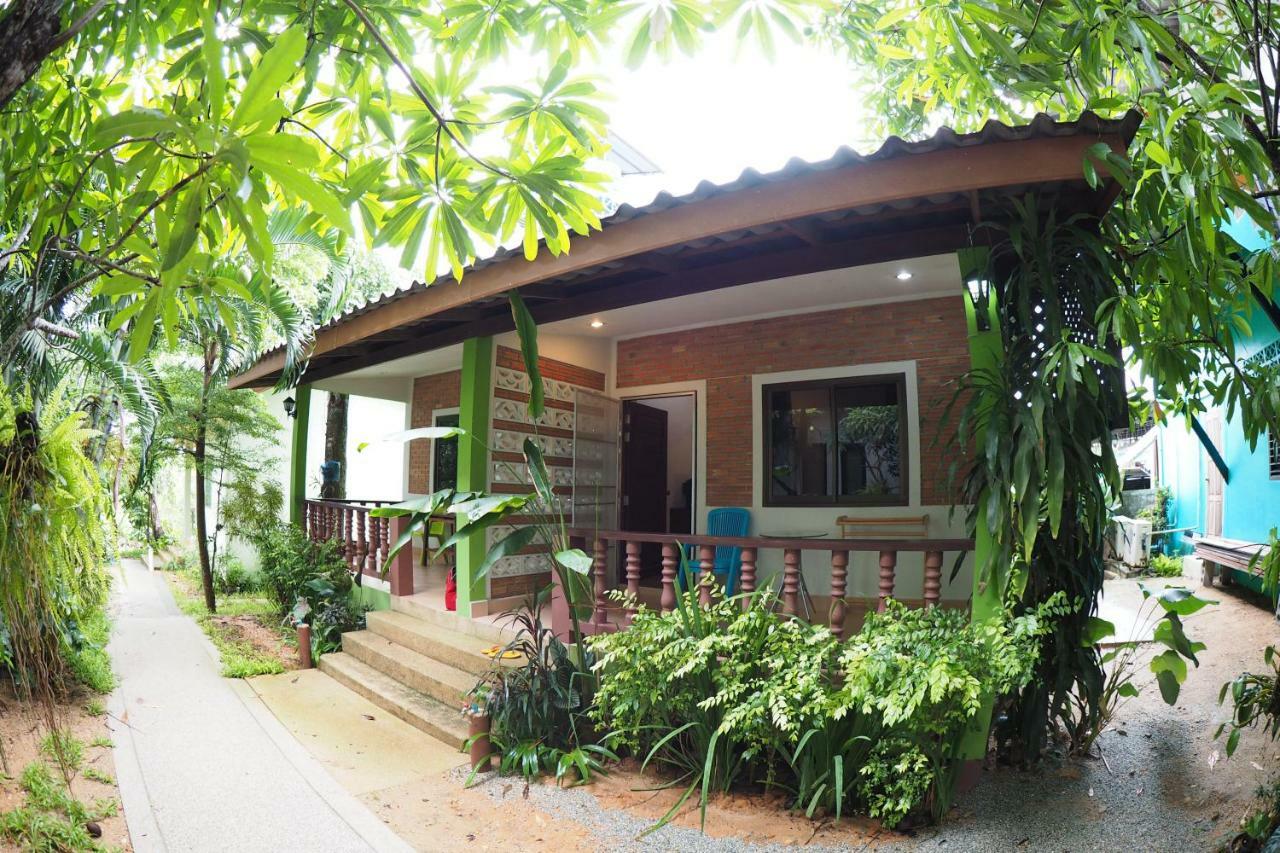 Wandee Bed & Breakfast Khao Lak Eksteriør billede