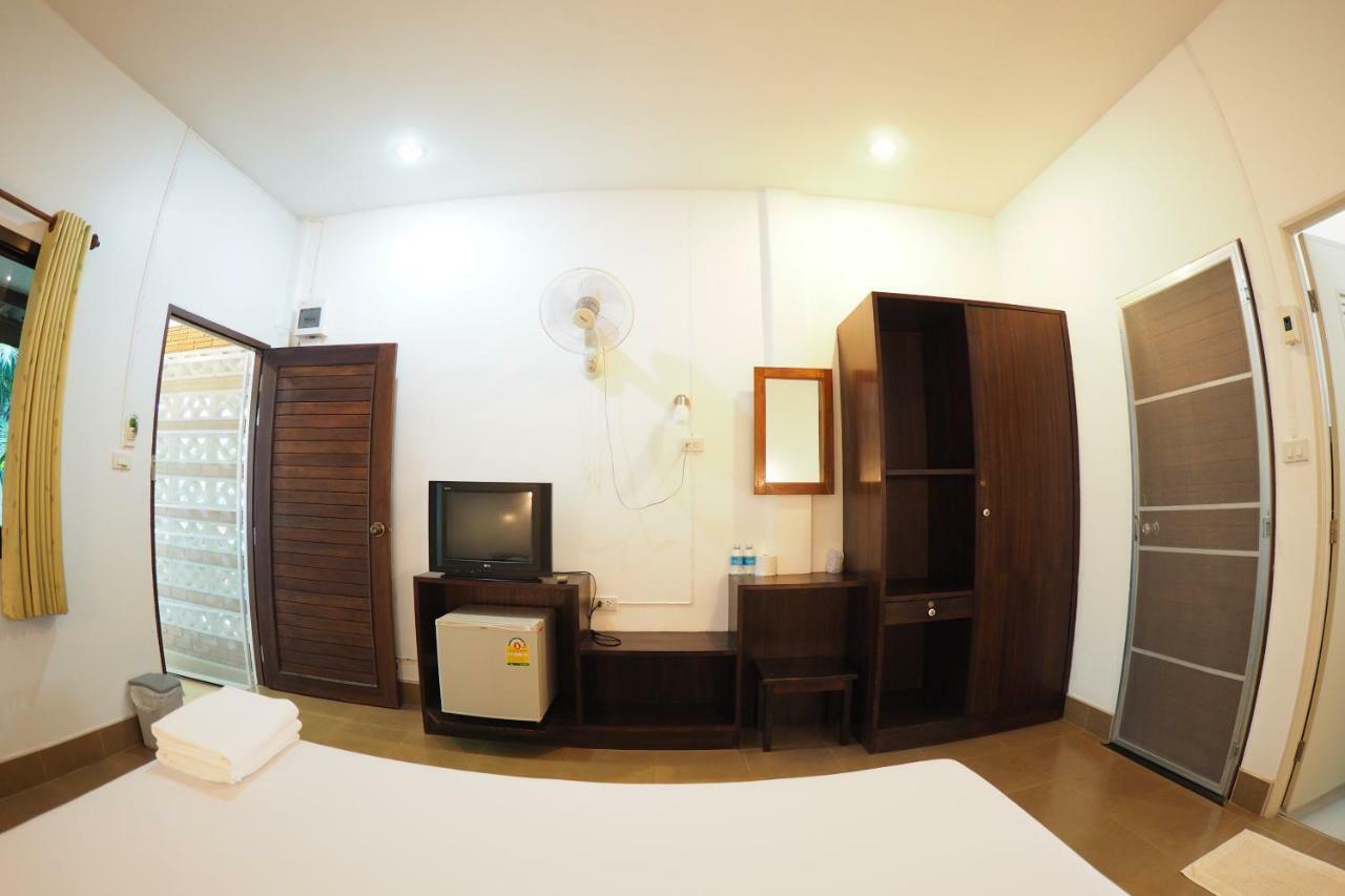 Wandee Bed & Breakfast Khao Lak Eksteriør billede